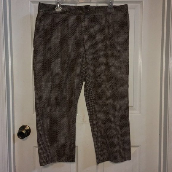 liz & co. Pants - Vintage Liz & Co. Liz Claiborne Capris